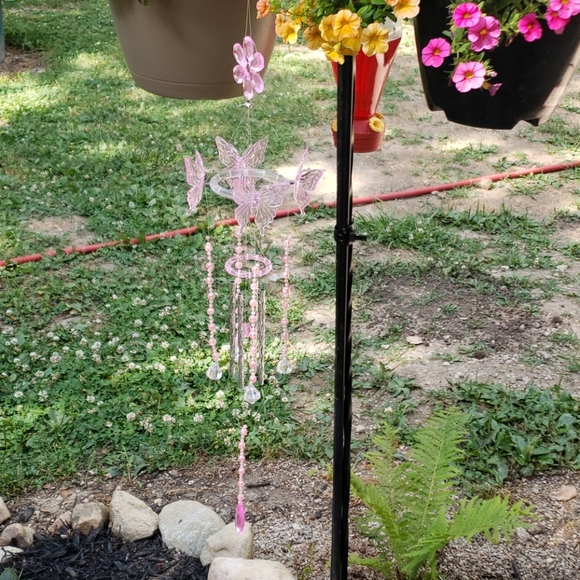 Pink butterfly wind chime - Picture 2 of 7